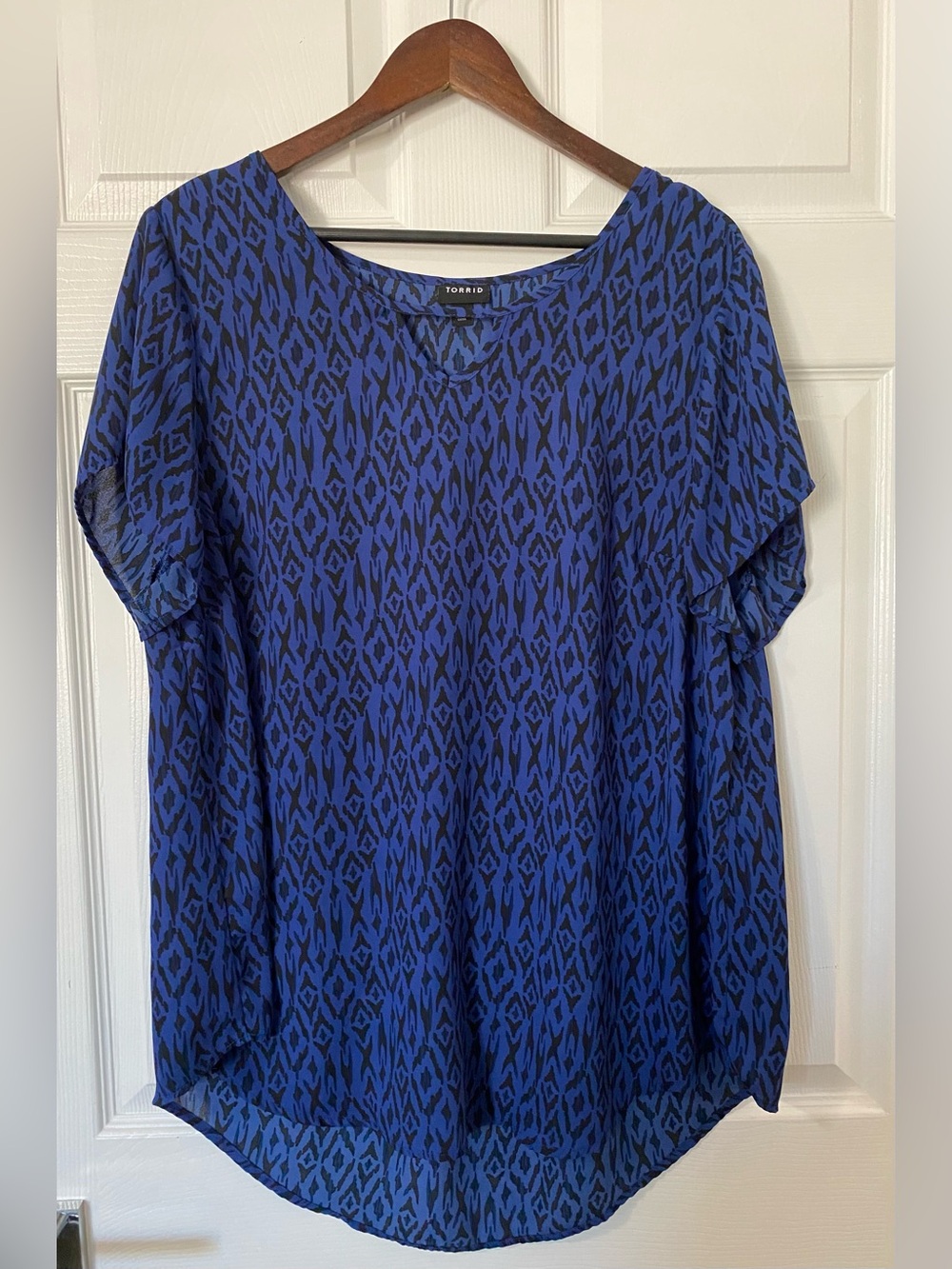 Torrid Blue and Black Print Blouse with Keyhole Front Accent, Size 2